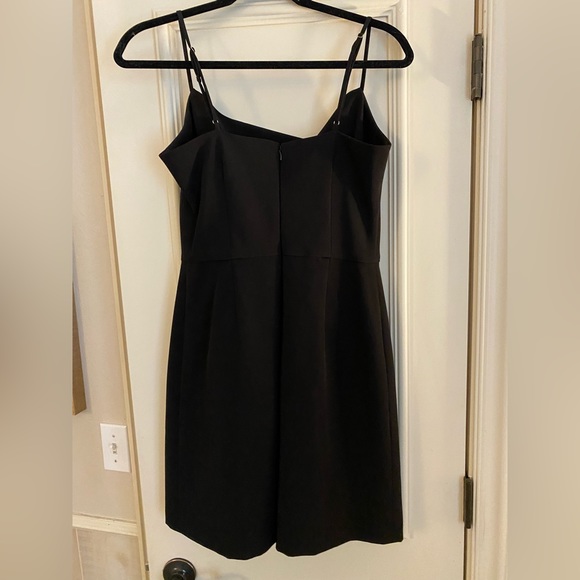 Little black dress, Gianni Bini size 6 - Picture 2 of 5